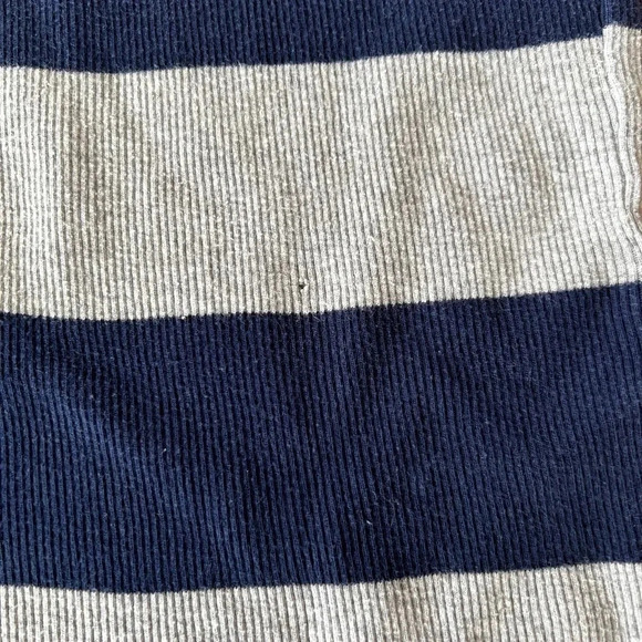 Old Navy tank top - Picture 4 of 5